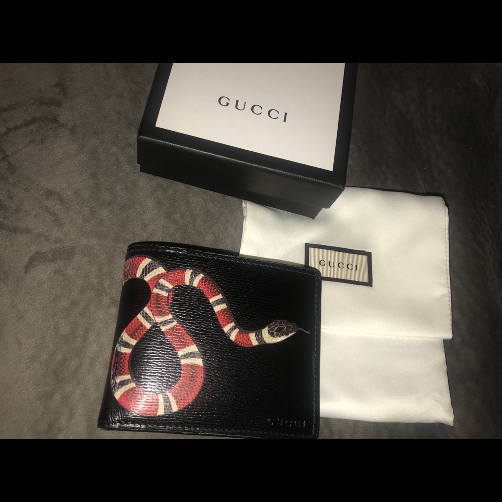 Men’s Kingsnake Print Gucci Supreme Wallet